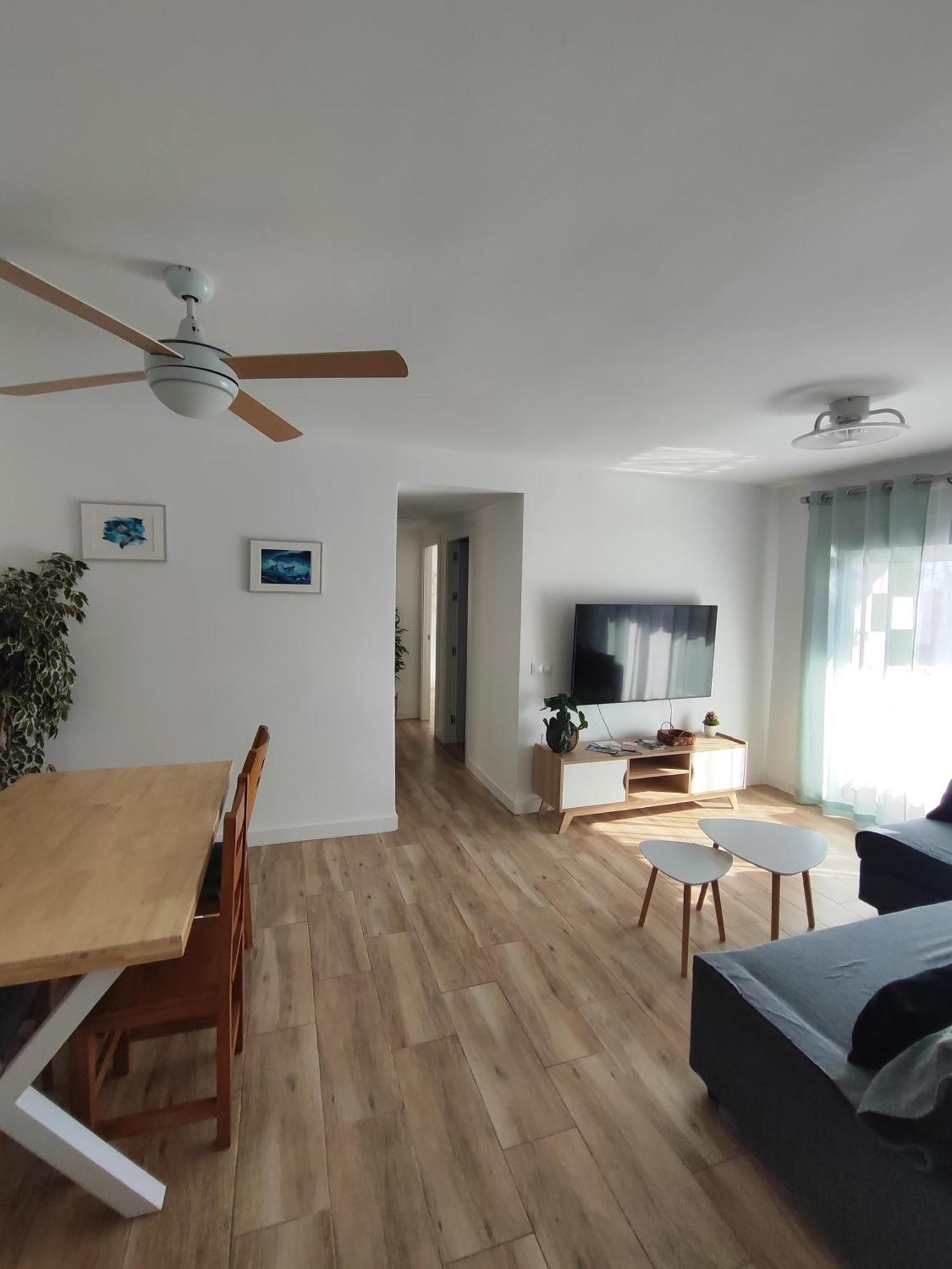 Apartamento Malaga 300 Metros De La Playa エクステリア 写真