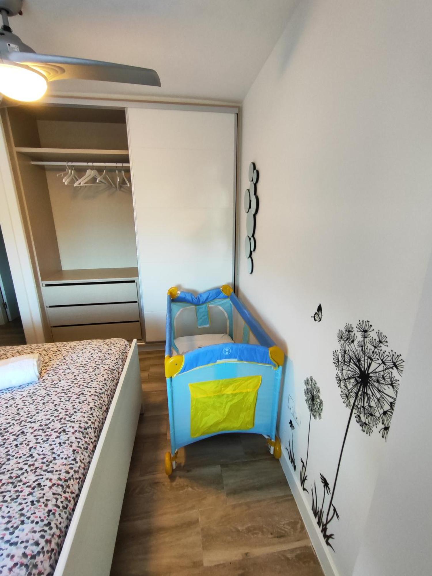 Apartamento Malaga 300 Metros De La Playa エクステリア 写真