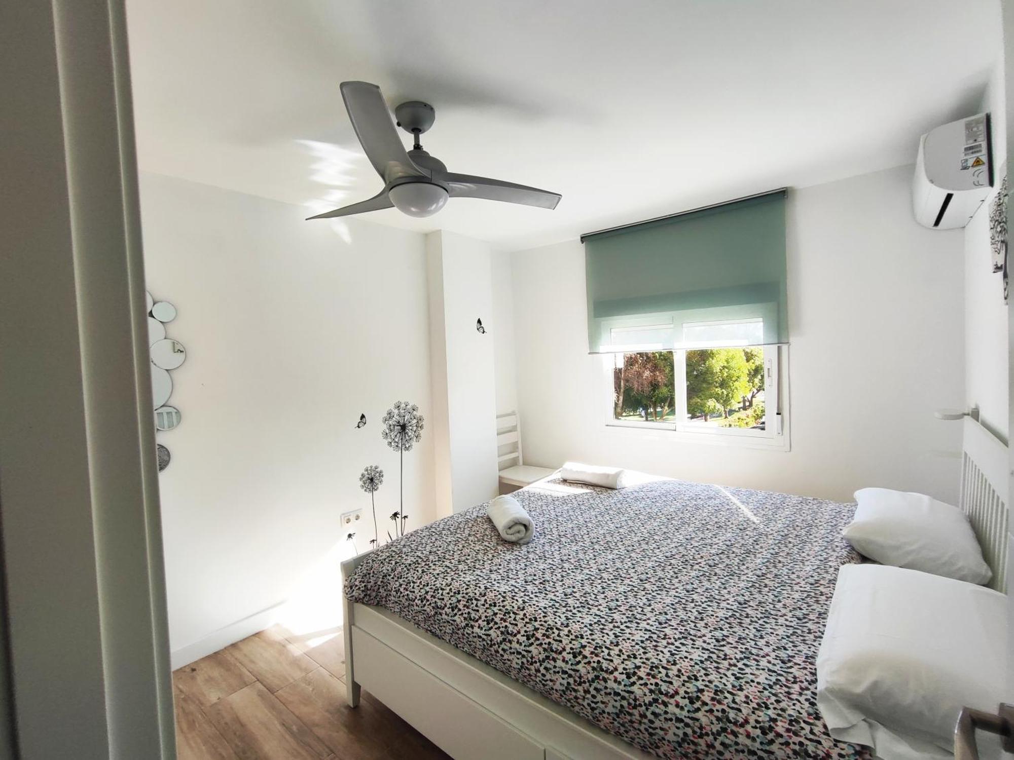 Apartamento Malaga 300 Metros De La Playa エクステリア 写真