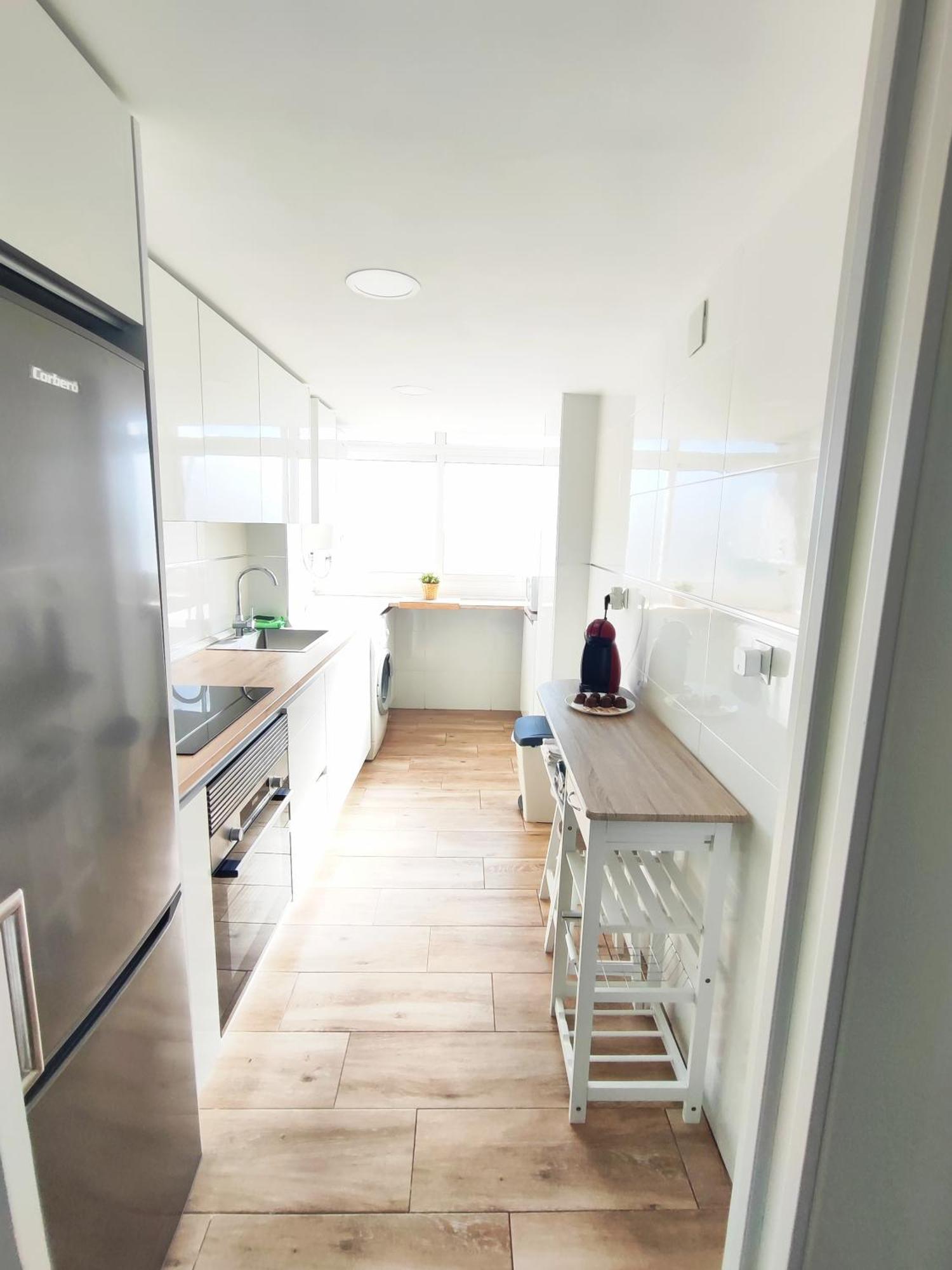 Apartamento Malaga 300 Metros De La Playa エクステリア 写真