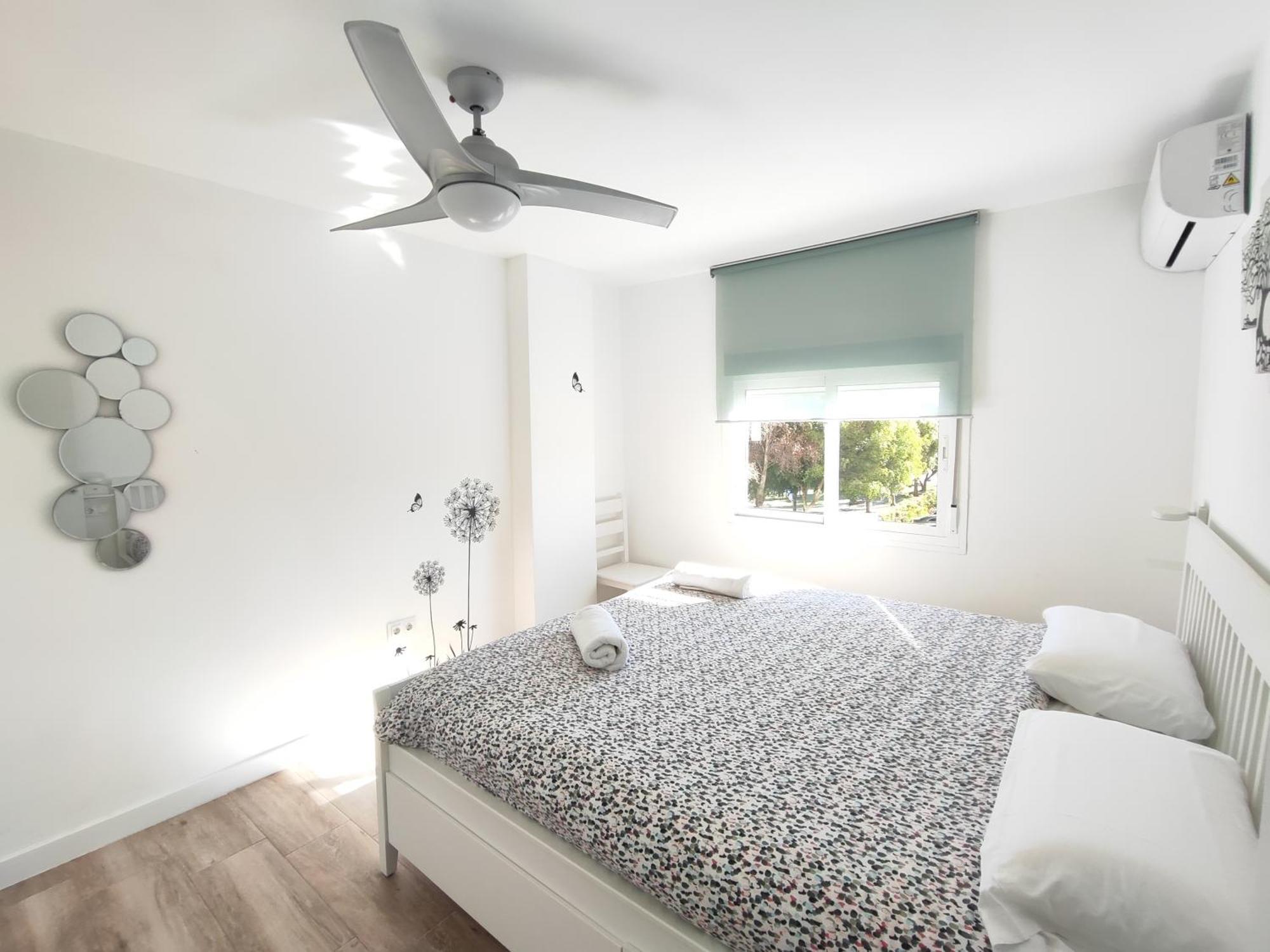 Apartamento Malaga 300 Metros De La Playa エクステリア 写真