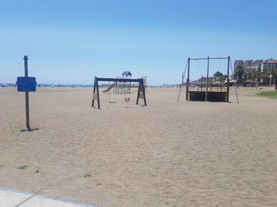 Apartamento Malaga 300 Metros De La Playa エクステリア 写真